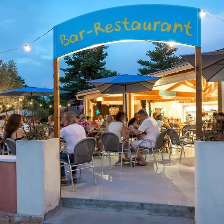 Kamp alanı Paradis La Pinede
