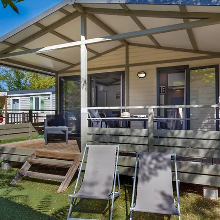 Paradis La Pinede Kamp alanı 4*