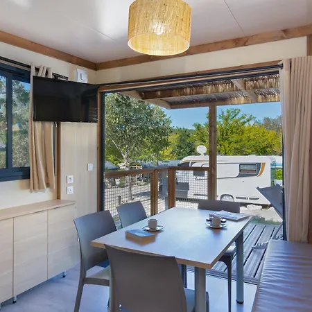 Paradis La Pinede Kamp alanı 4*