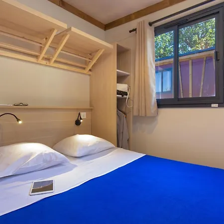 Camping Paradis La Pinede Gréoux-les-Bains